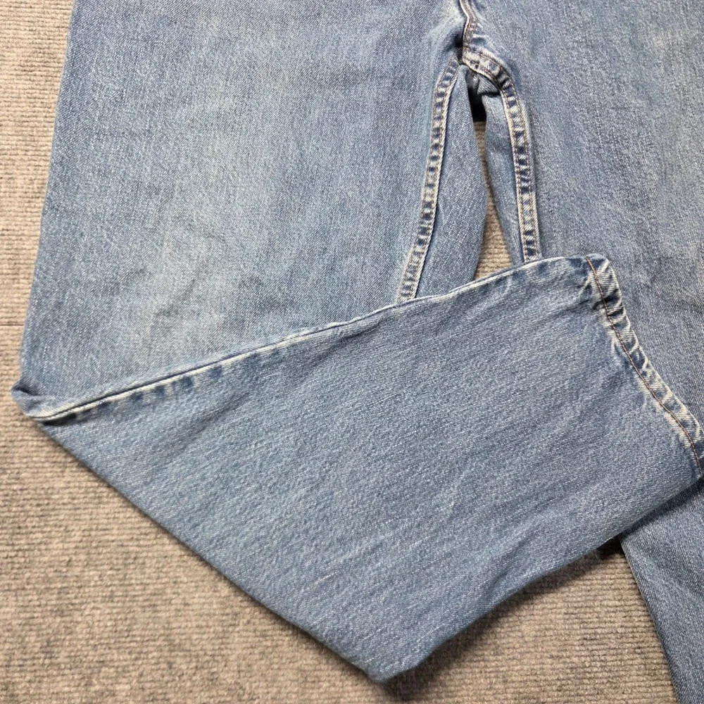 Vintage Levis 560 Jeans Mens 38x31 Made USA Loose Fit Tapered Leg Light Wash